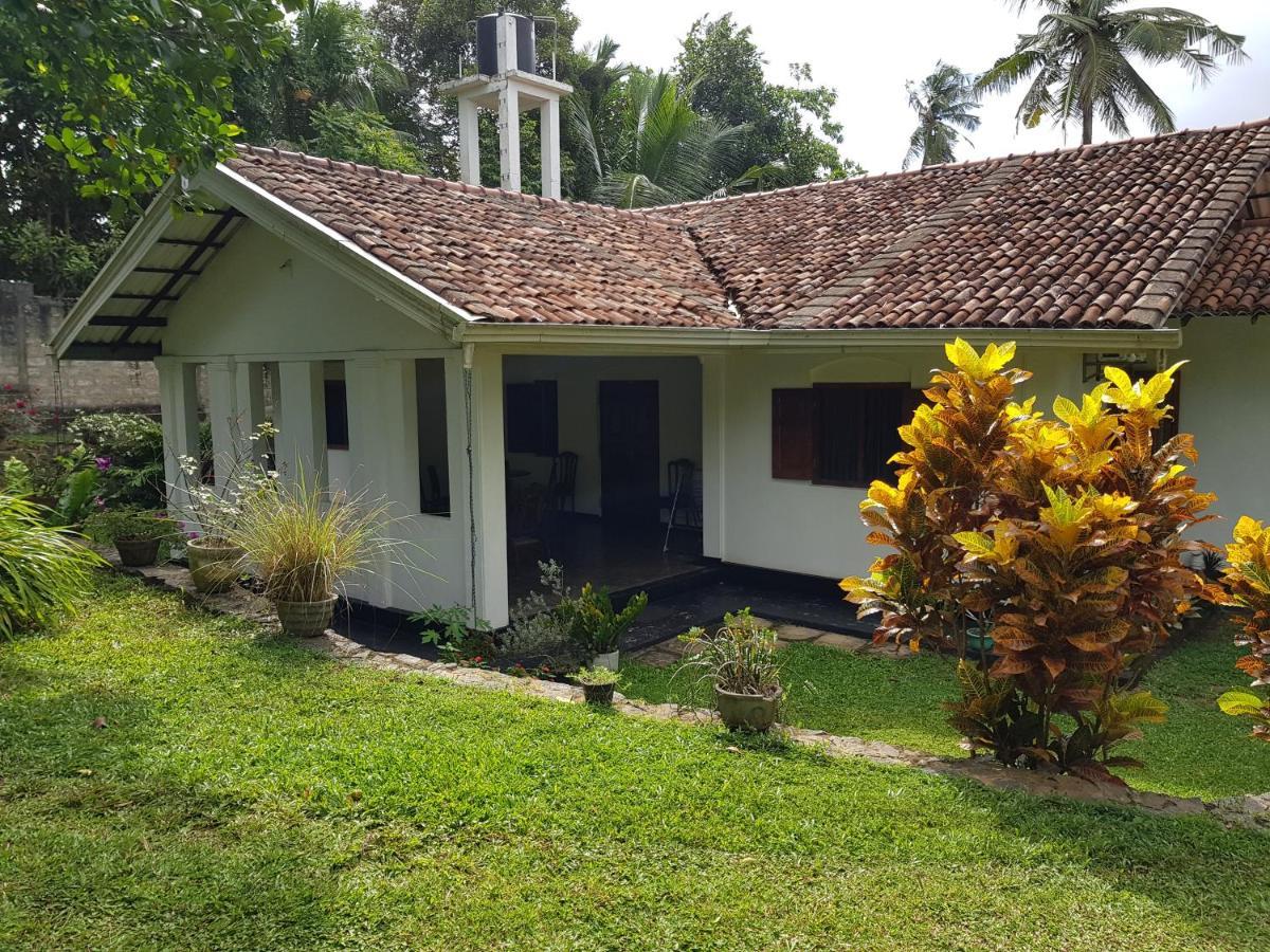 Hotel Chitra Ayurveda Bentota Exterior foto