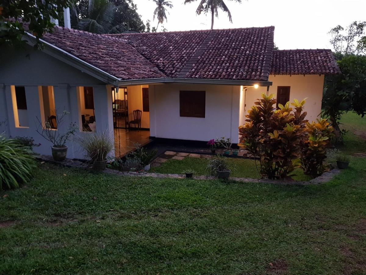 Hotel Chitra Ayurveda Bentota Exterior foto